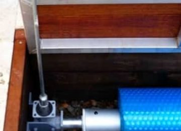 Aussie Under Cover - Manual Pool Roller