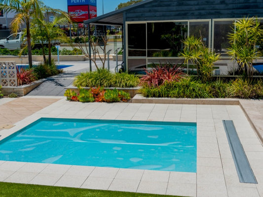 Rollaway Pool Cover - The Rollaway Compact